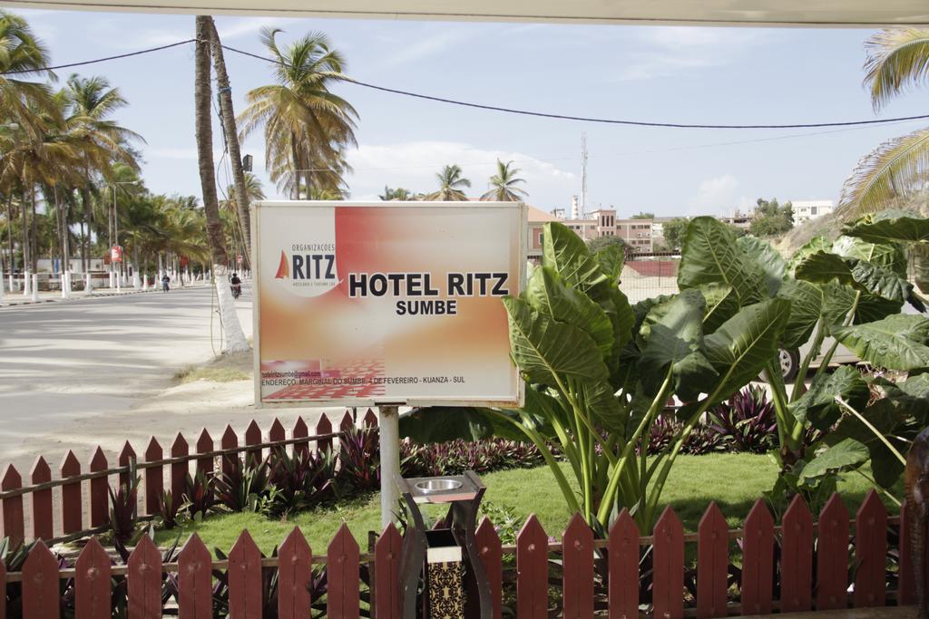 Hotel Ritz 숨베 외부 사진