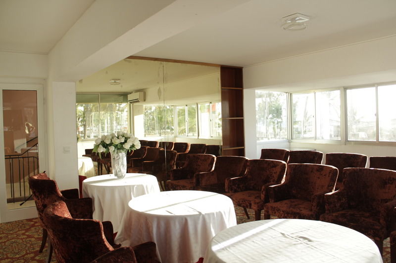 Hotel Ritz 숨베 외부 사진