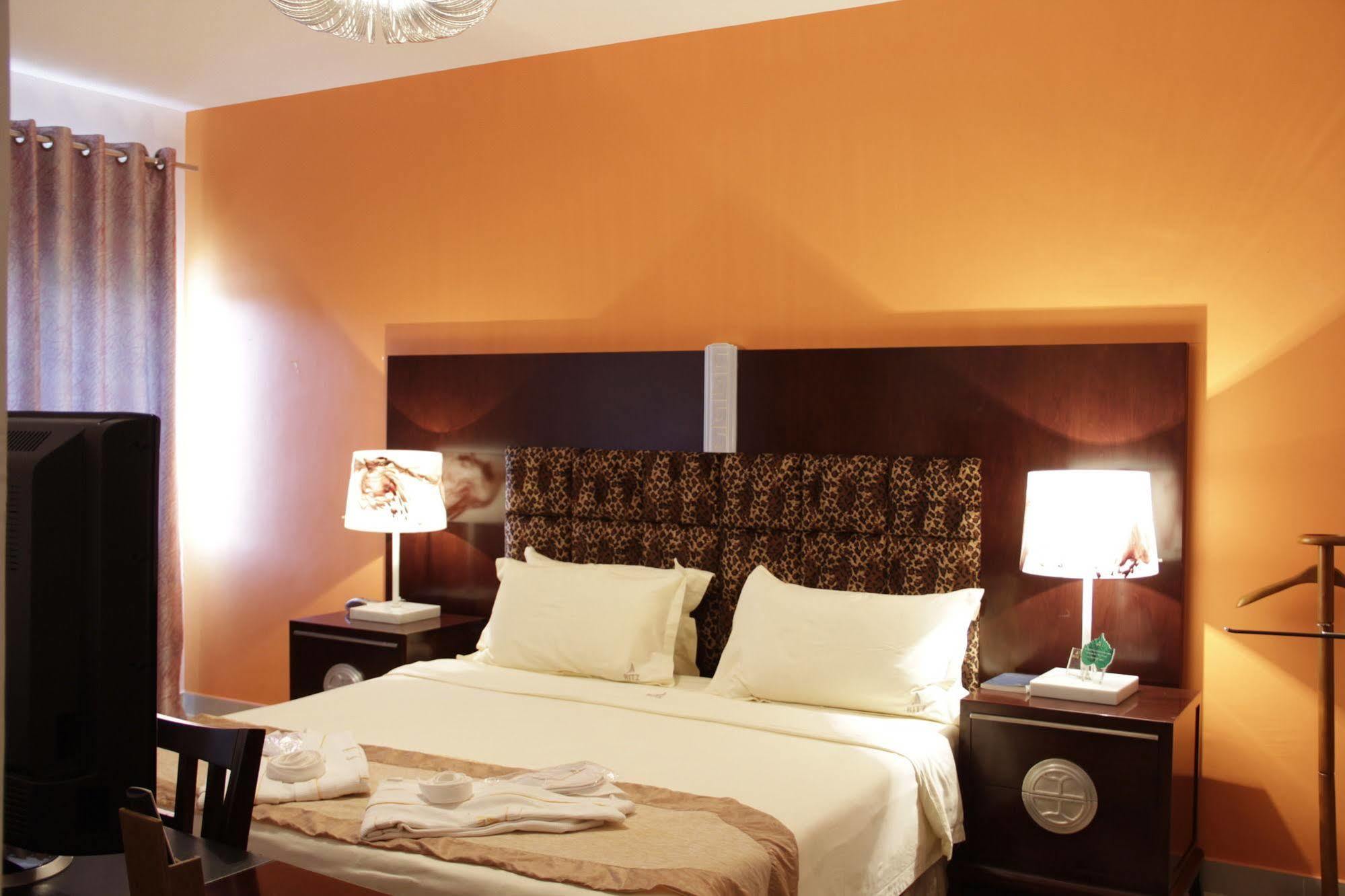 Hotel Ritz 숨베 외부 사진